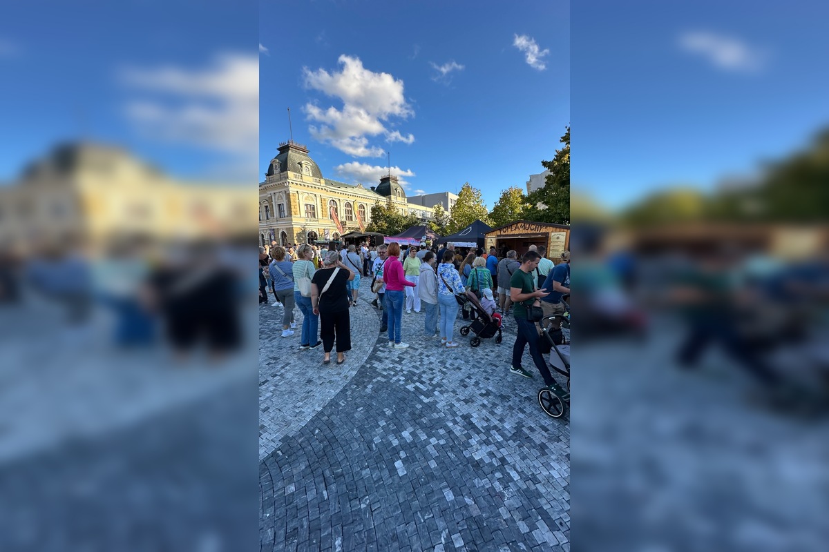 FOTO: Nitra zažila nabitý víkend: moto šou, karneval v uliciach aj dožinky na Tormoši, foto 12