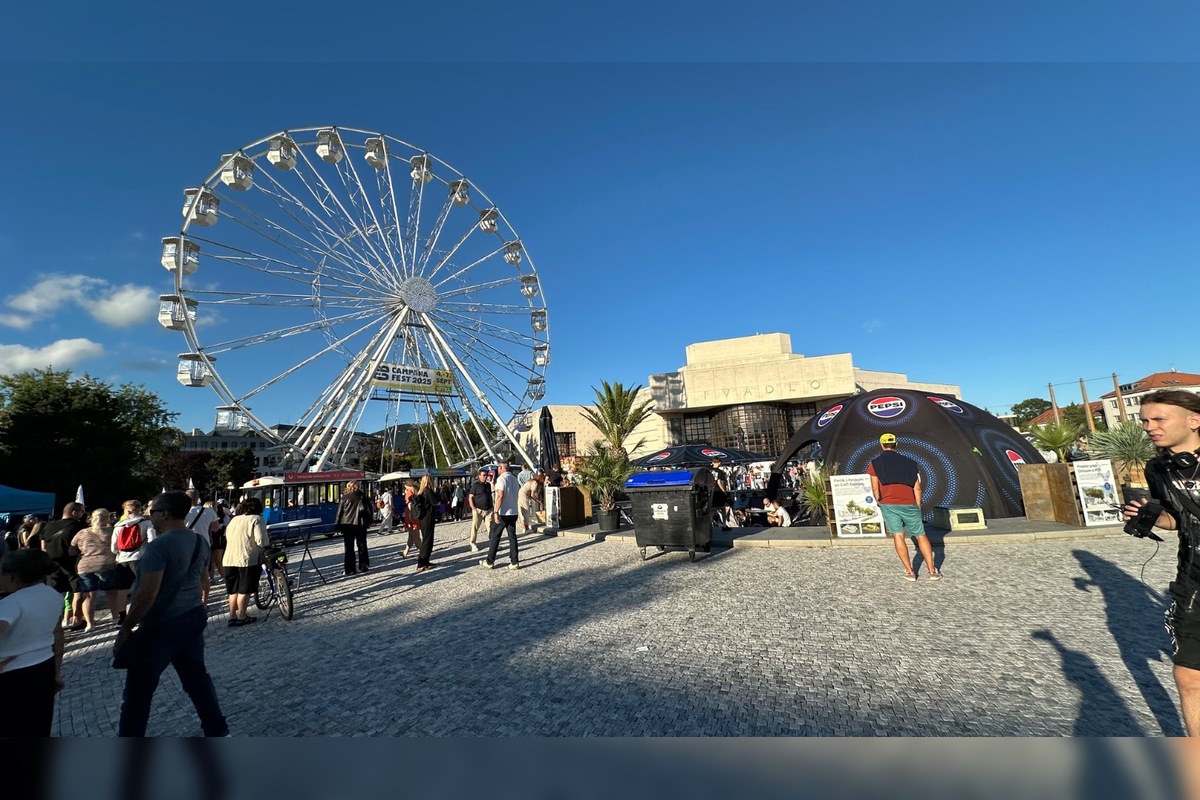 FOTO: Nitra zažila nabitý víkend: moto šou, karneval v uliciach aj dožinky na Tormoši, foto 13