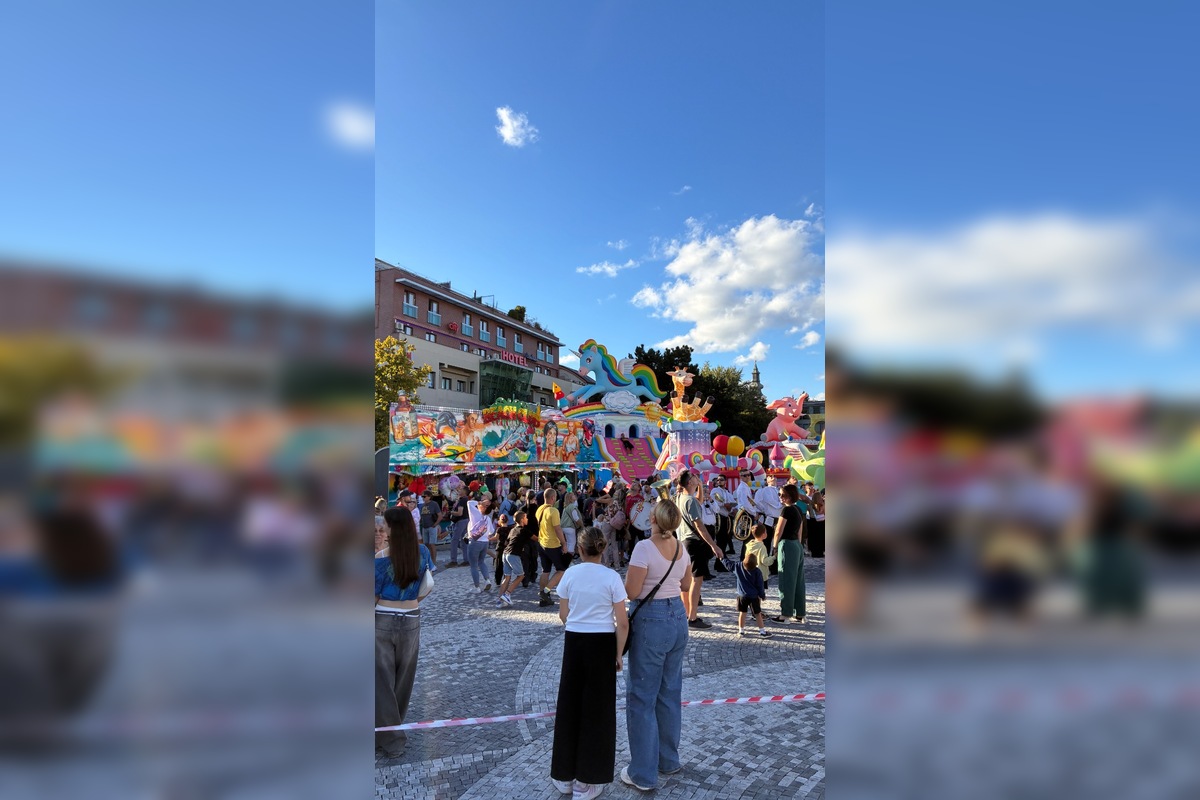 FOTO: Nitra zažila nabitý víkend: moto šou, karneval v uliciach aj dožinky na Tormoši, foto 18
