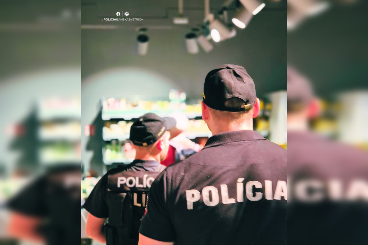 FOTO: Policajti v Banskobystrickom kraji chytali zlodejov priamo v obchodoch, foto 3