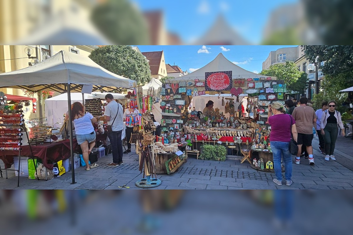 FOTO: Stánky a kolotoče na trnavskom jarmoku, foto 6