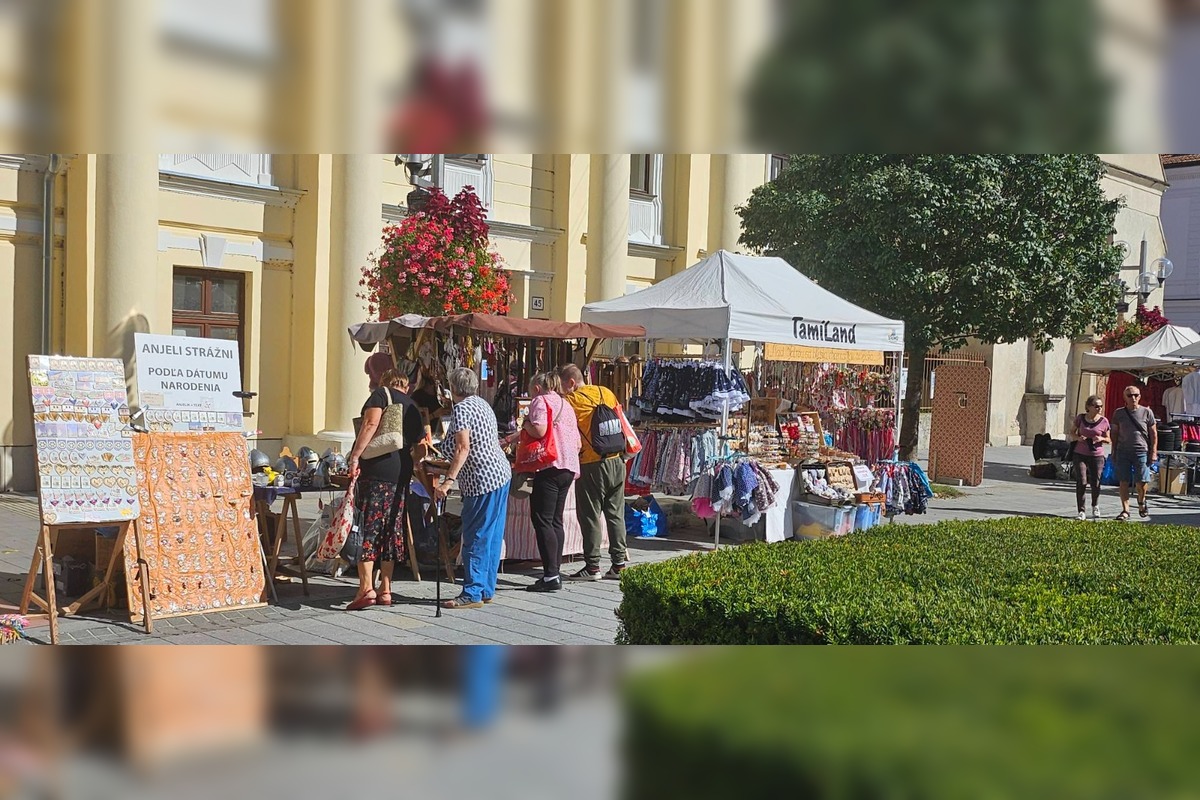 FOTO: Stánky a kolotoče na trnavskom jarmoku, foto 7