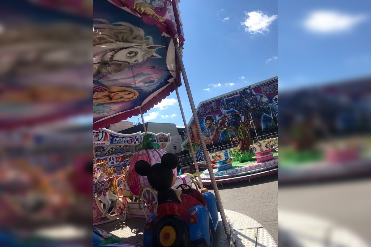 FOTO: Stánky a kolotoče na trnavskom jarmoku, foto 23