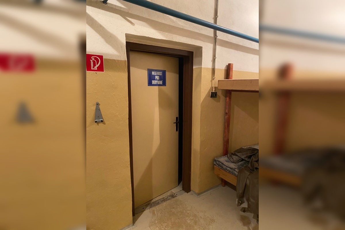 FOTO: Čo sa skrýva v tejto starej budevo v centre Nitry? Youtuber sa pozrel dnu a ukazuje jej tajomstvá, foto 1