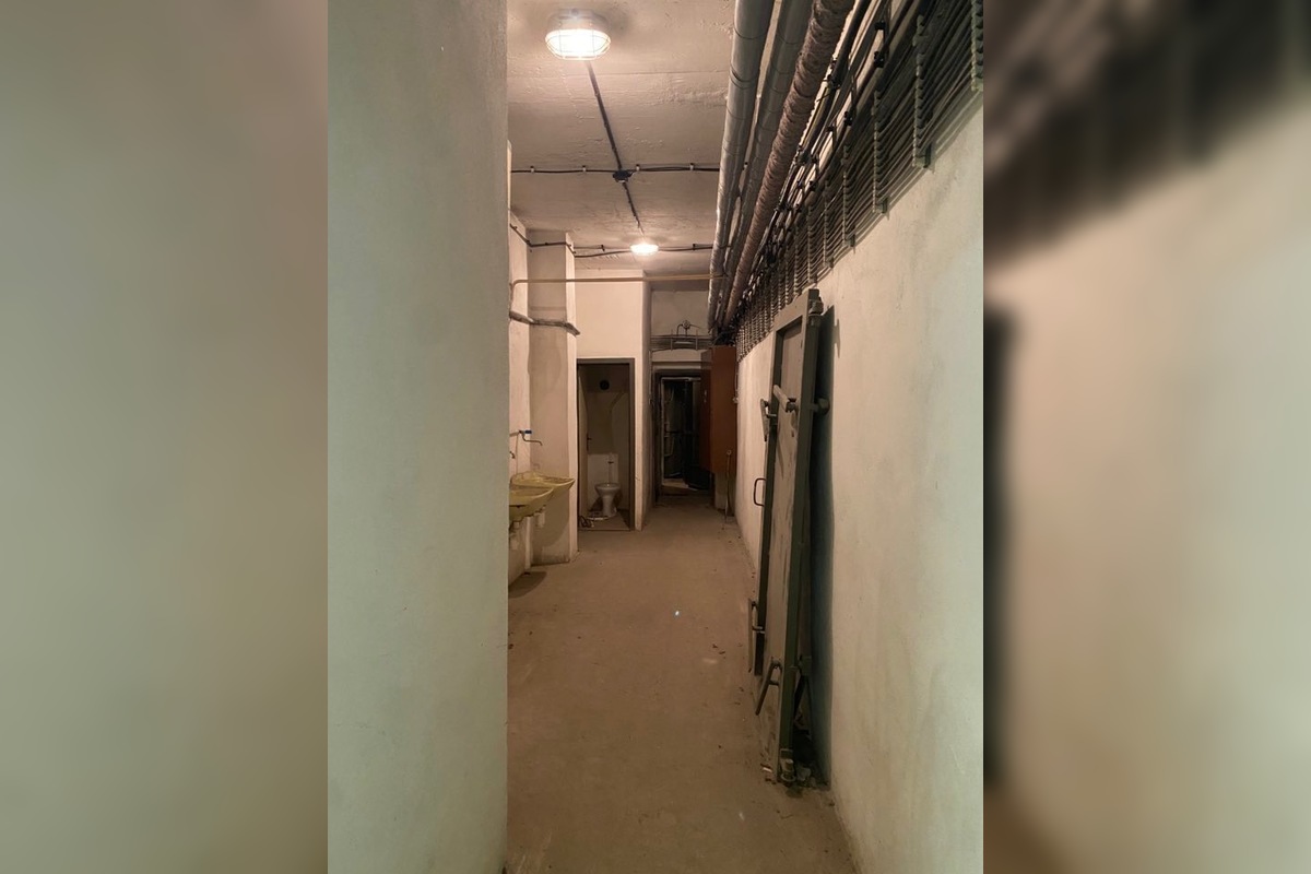 FOTO: Čo sa skrýva v tejto starej budevo v centre Nitry? Youtuber sa pozrel dnu a ukazuje jej tajomstvá, foto 3