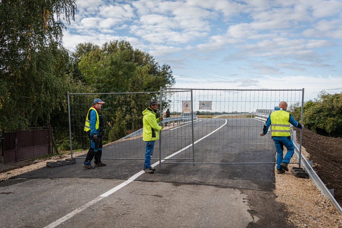 FOTO: Most v Starom Hrádku je hotový, prešiel obrovskou zmenou, foto 4