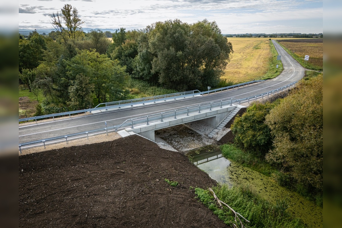 FOTO: Most v Starom Hrádku je hotový, prešiel obrovskou zmenou, foto 6