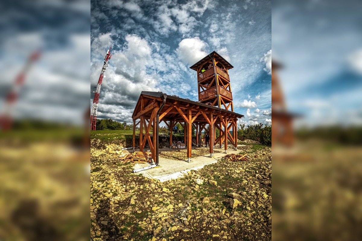 FOTO: V dvoch okresoch Nitrianskeho kraja rastú nové vyhliadky, foto 2