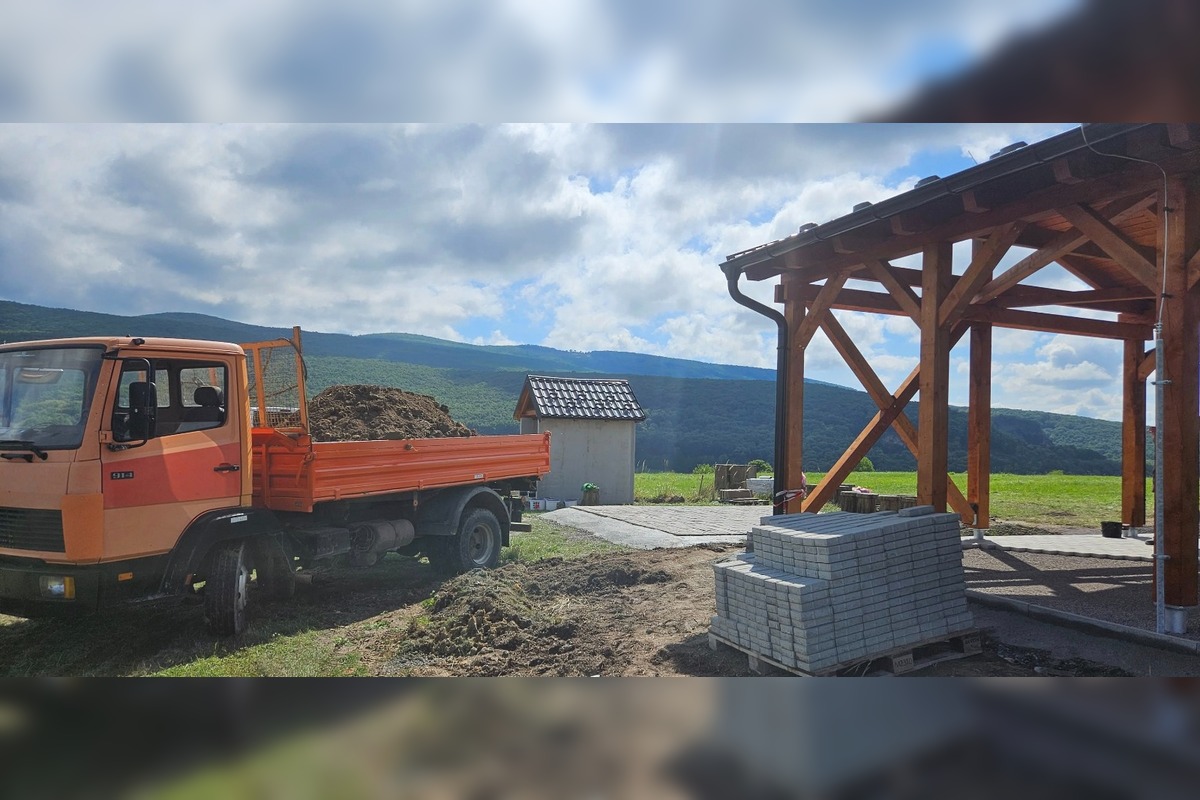 FOTO: V dvoch okresoch Nitrianskeho kraja rastú nové vyhliadky, foto 7