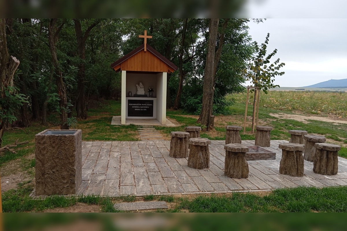 FOTO: V dvoch okresoch Nitrianskeho kraja rastú nové vyhliadky, foto 8