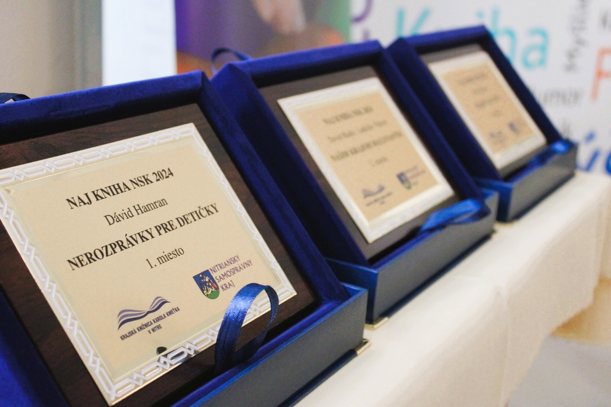 FOTO: Medzi víťazmi súťaže NAJ kniha Nitrianskeho samosprávneho kraja je opäť aj Nitriansky rušňovodič s Nerozprávkami, foto 2