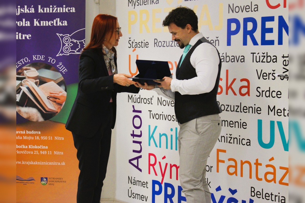 FOTO: Medzi víťazmi súťaže NAJ kniha Nitrianskeho samosprávneho kraja je opäť aj Nitriansky rušňovodič s Nerozprávkami, foto 5