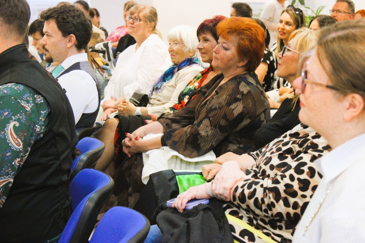 FOTO: Medzi víťazmi súťaže NAJ kniha Nitrianskeho samosprávneho kraja je opäť aj Nitriansky rušňovodič s Nerozprávkami, foto 7