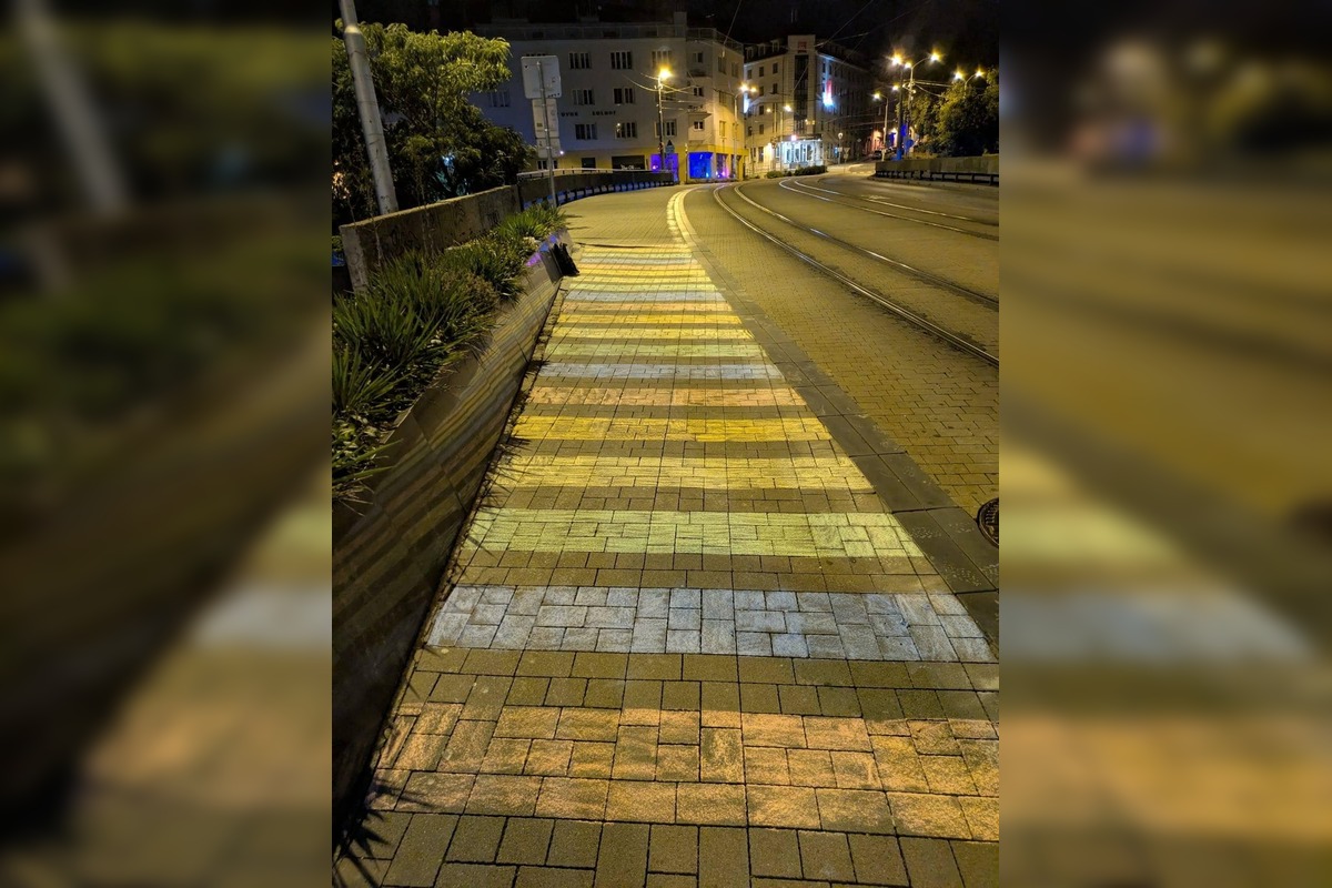 FOTO: V Zlatých Moravciach a ďalších mestách sa objavili dúhové priechody pre chodcov, foto 7