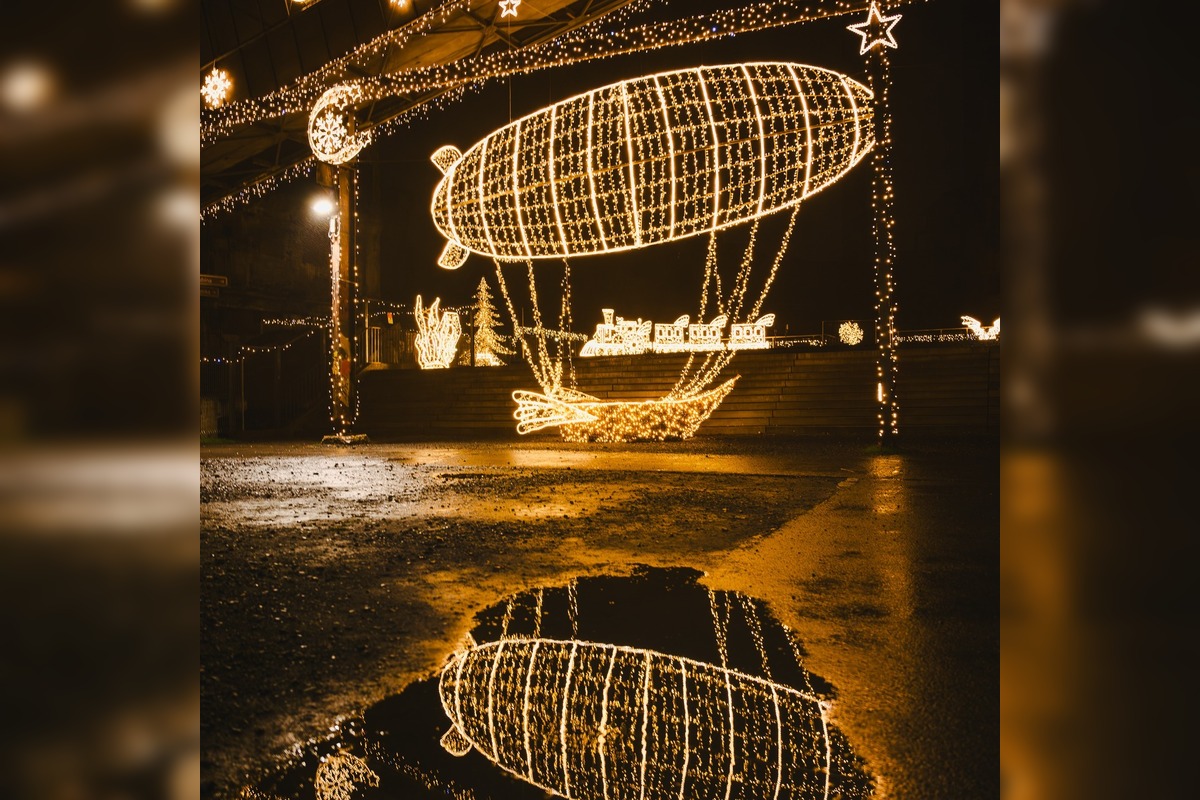 FOTO: Stará pevnosť v Komárne sa rozžiarila tisíckami svetiel, čaká vás unikátna prehliadka, foto 2