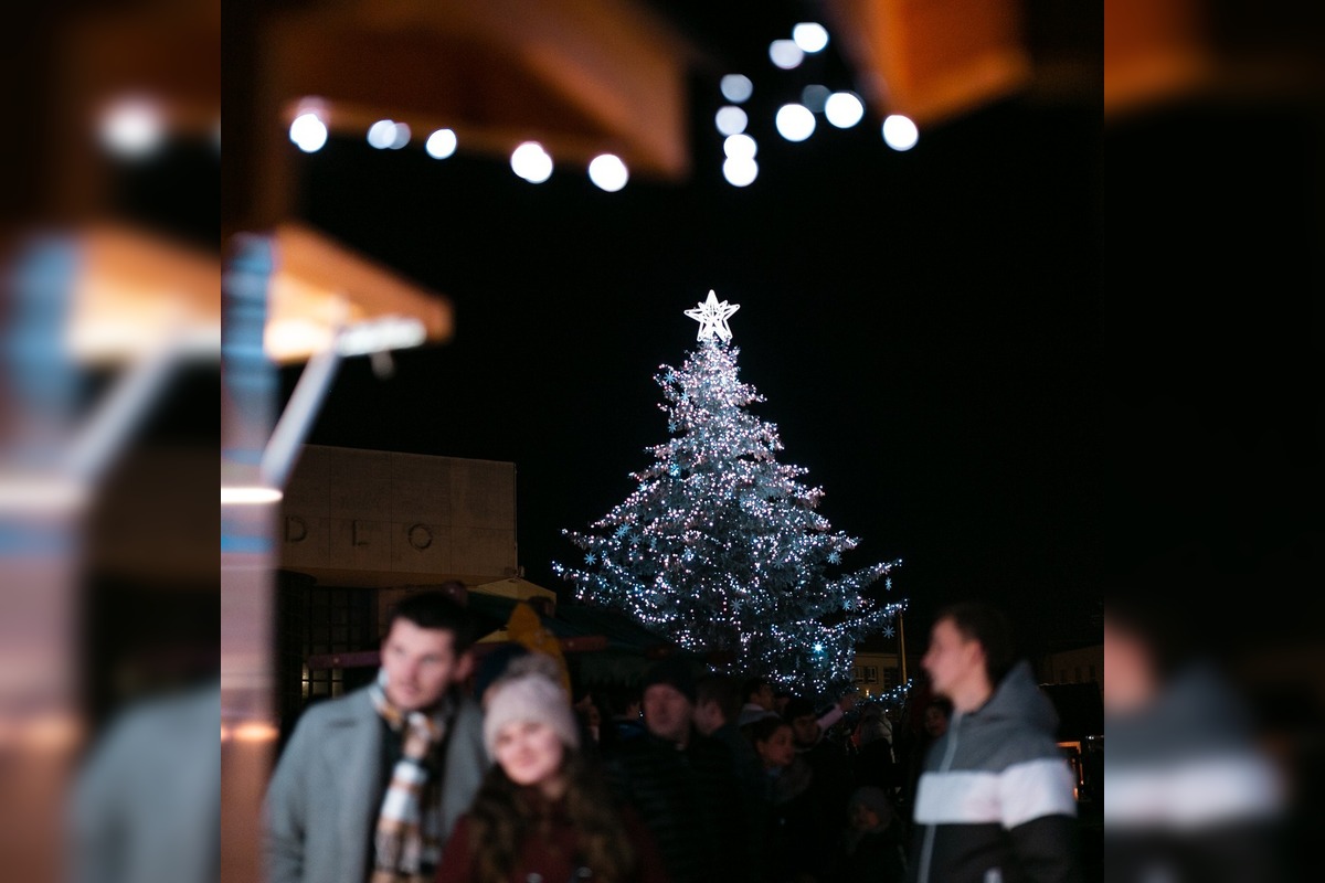FOTO: Takto zvykne vyzerať prvá adventná nedeľa v Nitre. Zaspomínajte si, foto 1
