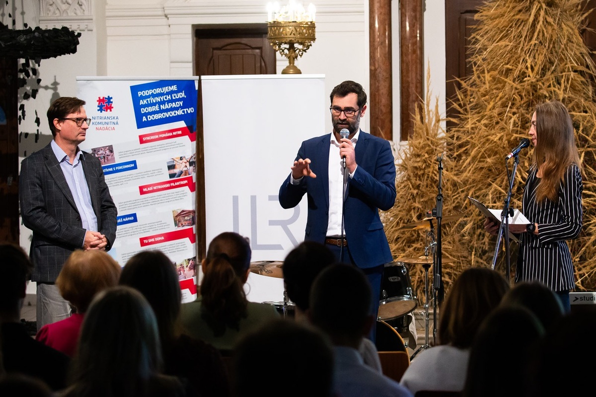 FOTO: Úspešné komunitné a školské projekty mladých v Nitre sa opäť stali realitou a pomohli deťom aj mládeži, foto 2