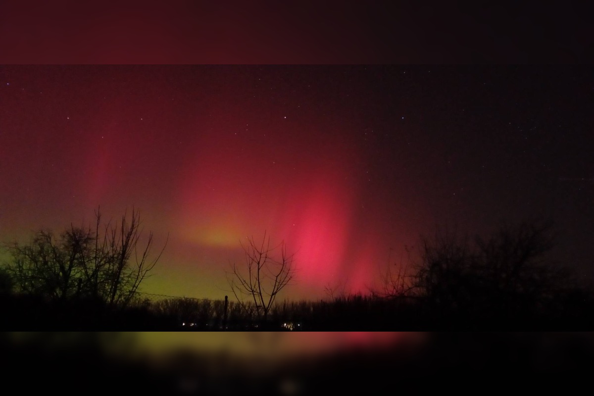 FOTO: Aj Nitriansky kraj zažil nezabudnuteľnú noc ako spoza polárneho kruhu, polárna žiara spôsobila nevídané divadlo, foto 1