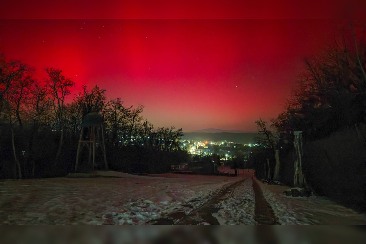 FOTO: Aj Nitriansky kraj zažil nezabudnuteľnú noc ako spoza polárneho kruhu, polárna žiara spôsobila nevídané divadlo, foto 10