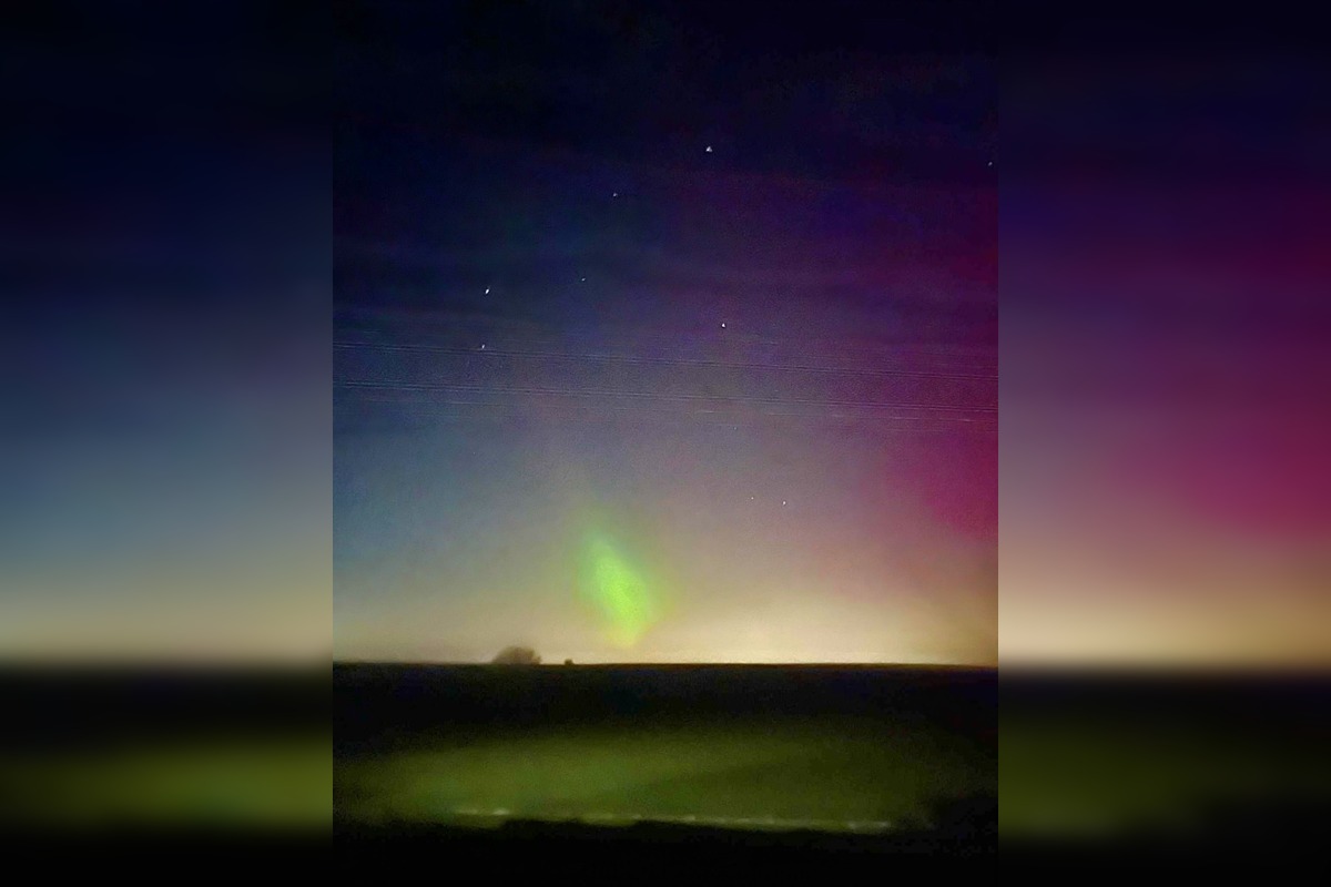 FOTO: Aj Nitriansky kraj zažil nezabudnuteľnú noc ako spoza polárneho kruhu, polárna žiara spôsobila nevídané divadlo, foto 12