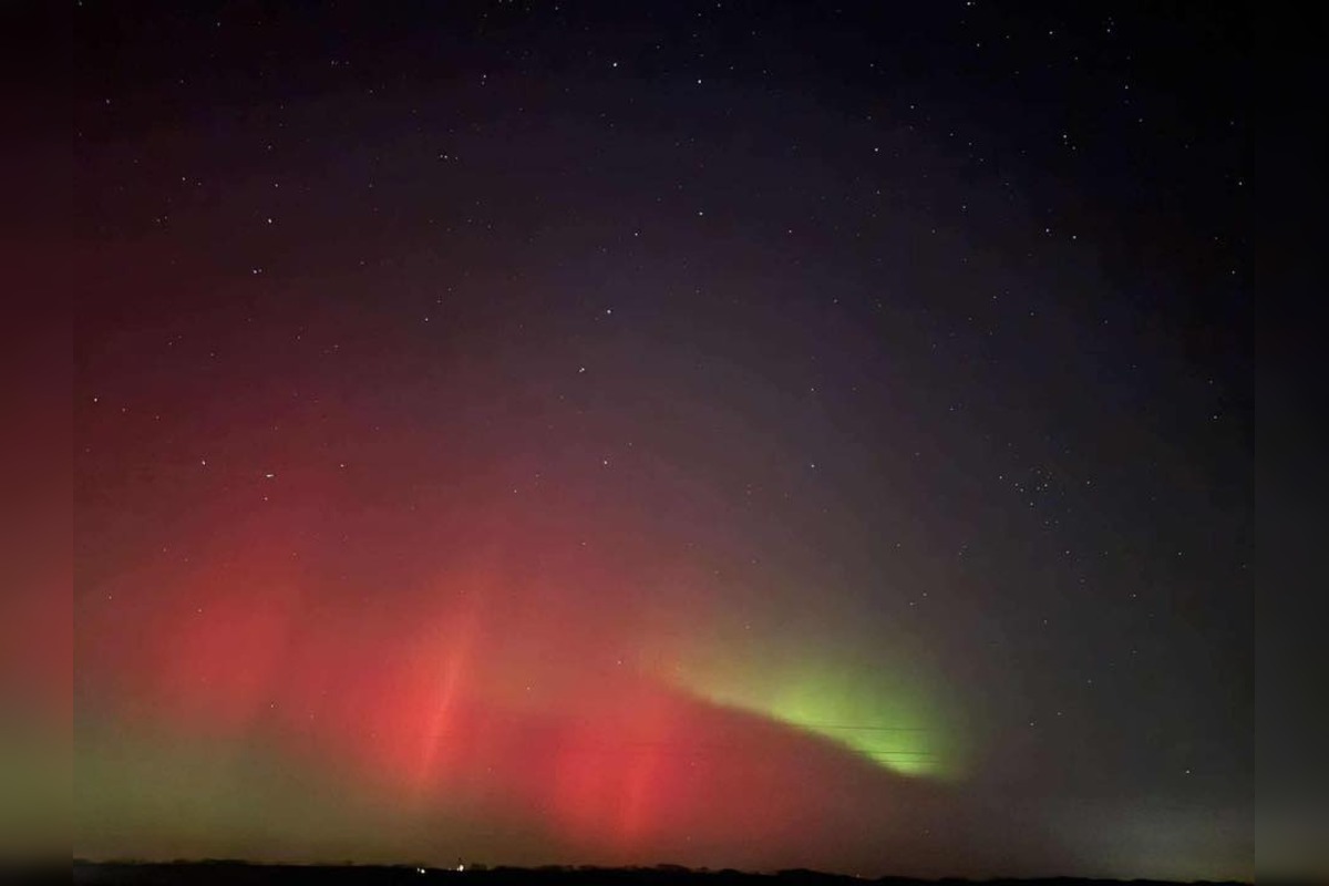 FOTO: Aj Nitriansky kraj zažil nezabudnuteľnú noc ako spoza polárneho kruhu, polárna žiara spôsobila nevídané divadlo, foto 15