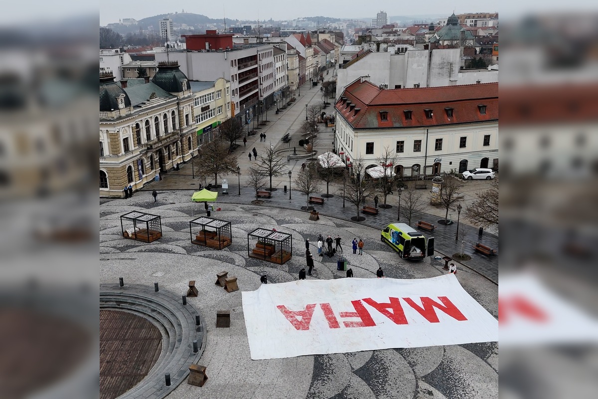 FOTO: Na námestí v Nitre sa konal protest proti mafii, foto 2