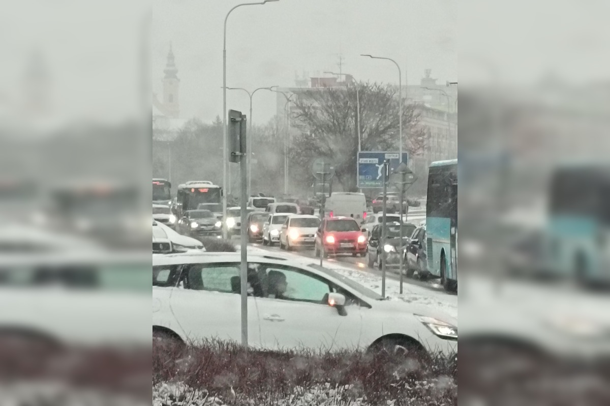 FOTO: Aktuálna situácia na cestách v okolí Nitry, foto 10