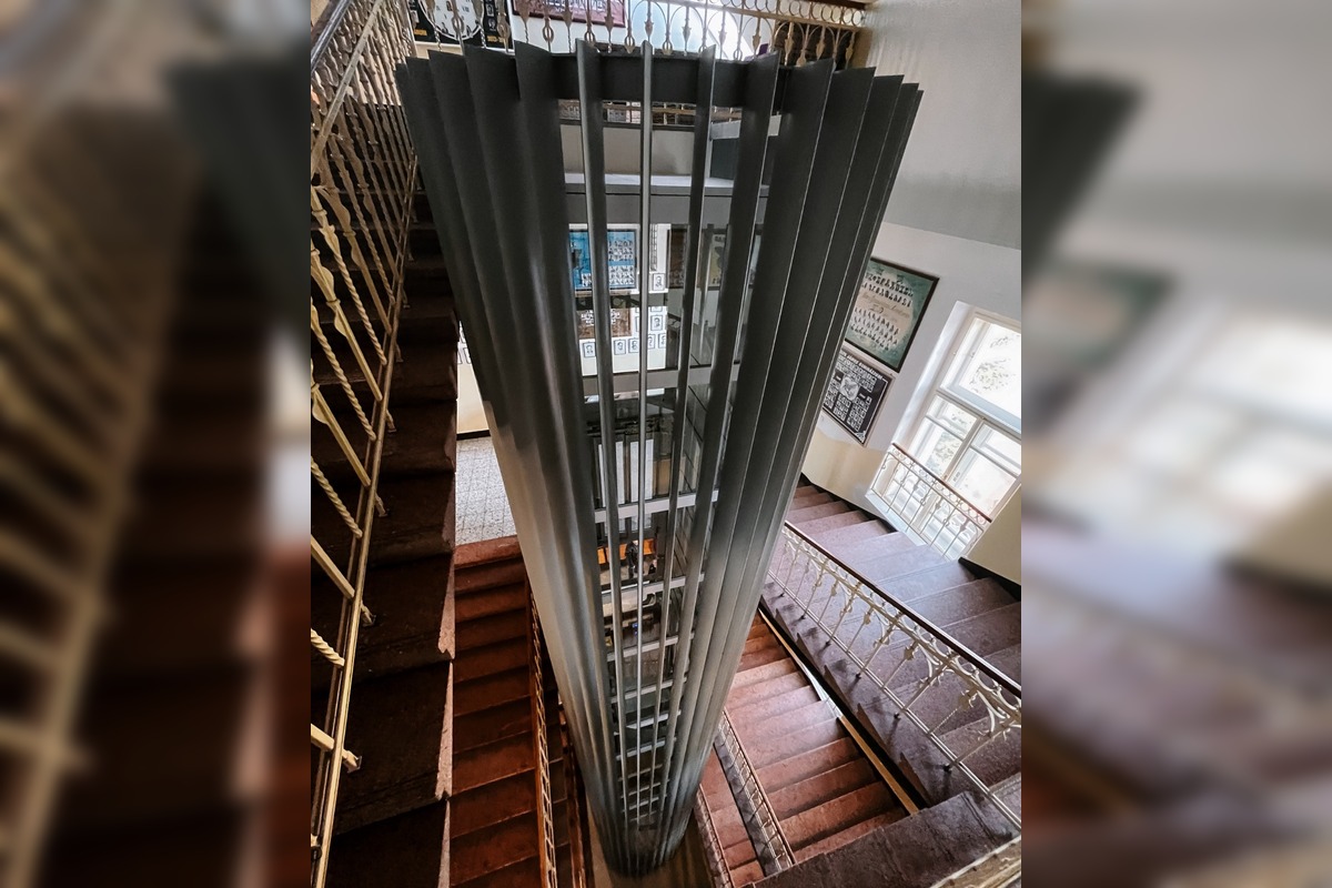 FOTO: Gymnázium Hansa Selyeho v Komárne je bez bariér, foto 1