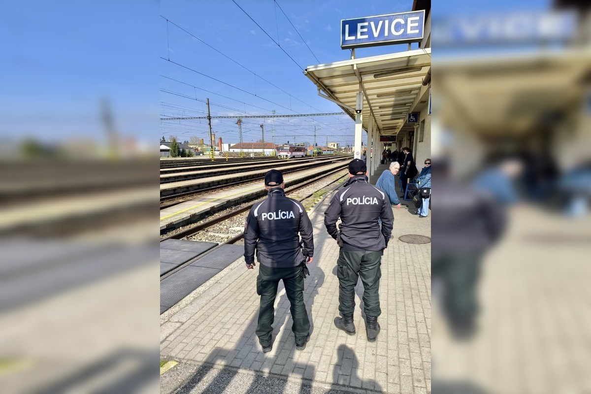 FOTO: Policajná akcia „Týždeň prevencie na železnici" v Nitrianskom kraji, foto 3