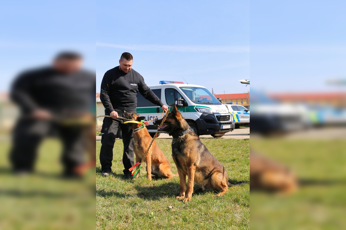 FOTO: Veľkú noc oslávili aj policajné psy, foto 1