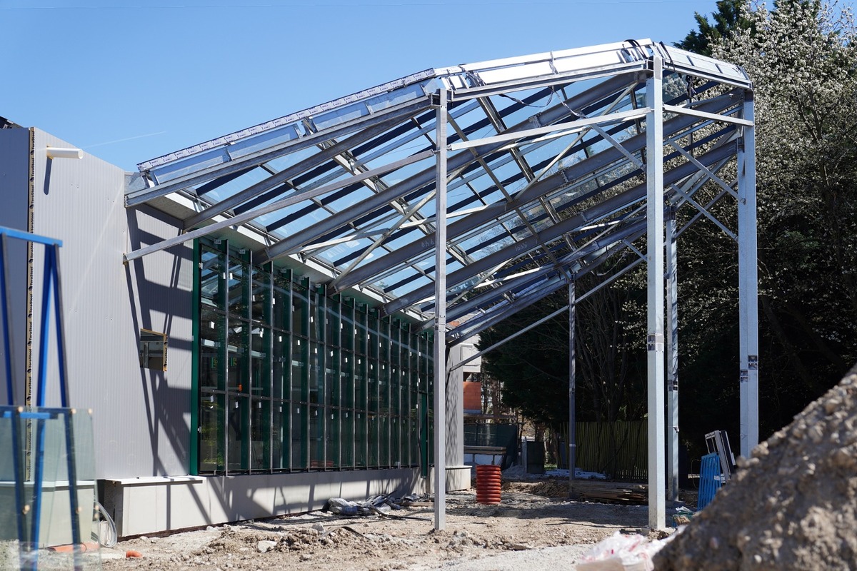 FOTO: V areáli SPU v Nitre rastie Biodom , foto 7