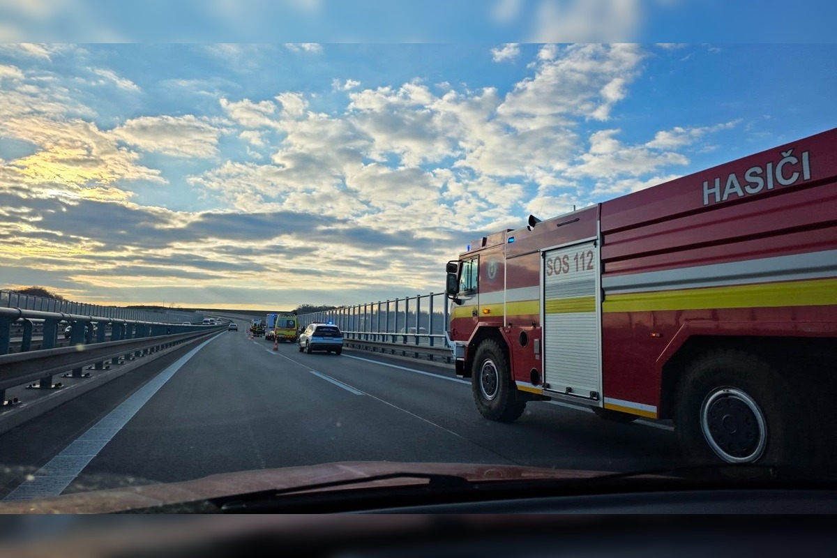 FOTO: Na R1 pri Nitre chcel mladý muž ukončiť svoj život, zasiahol policajný vyjednávač, foto 2
