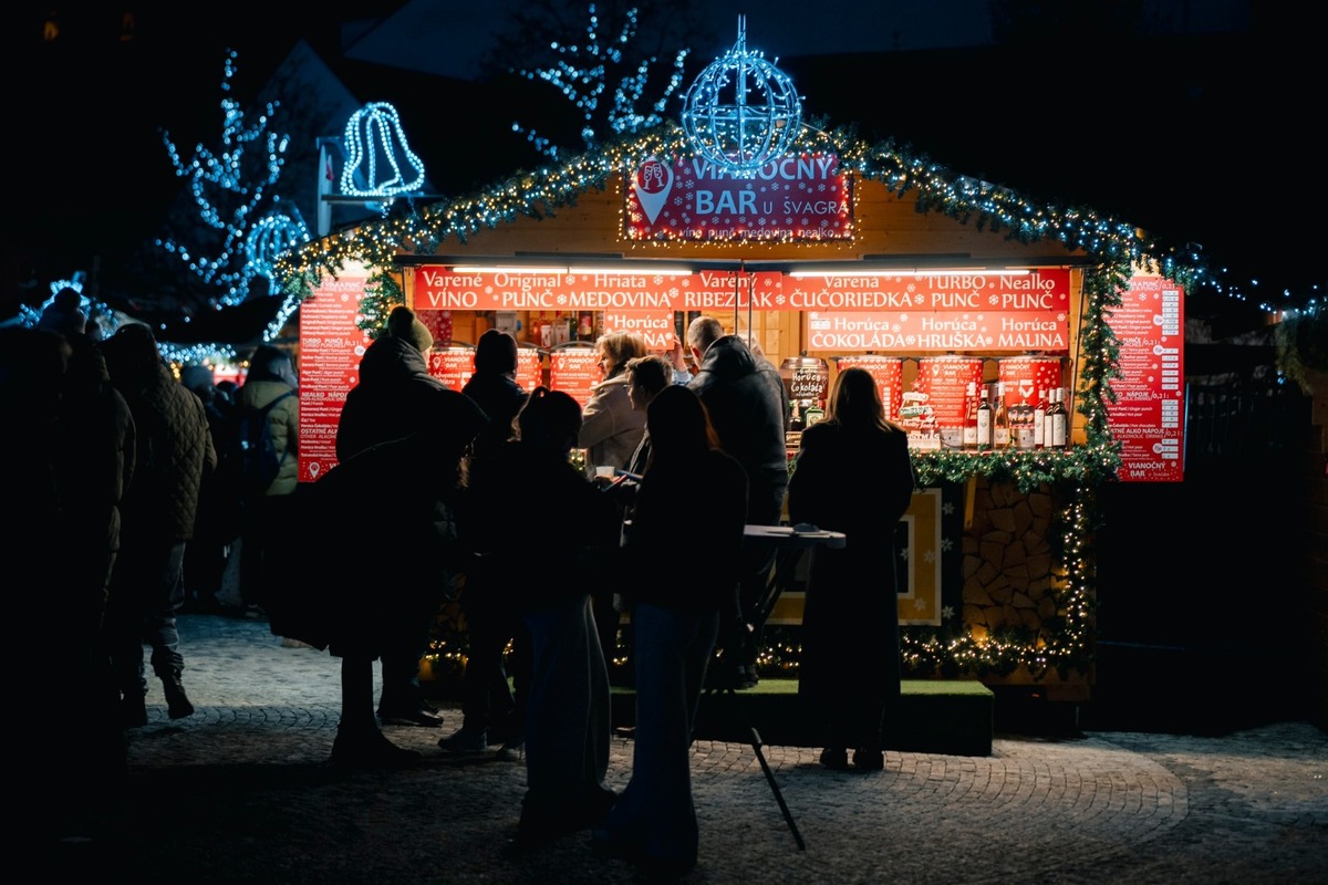 FOTO: Nitrianske vianočné mestečko 2025, foto 4