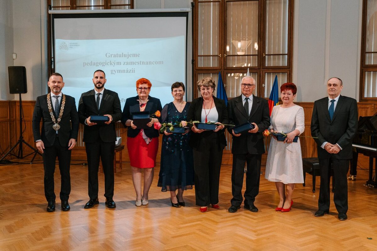 FOTO: NSK v roku 2026 ocenil pedagogických zamestnancov župných stredných škôl , foto 7