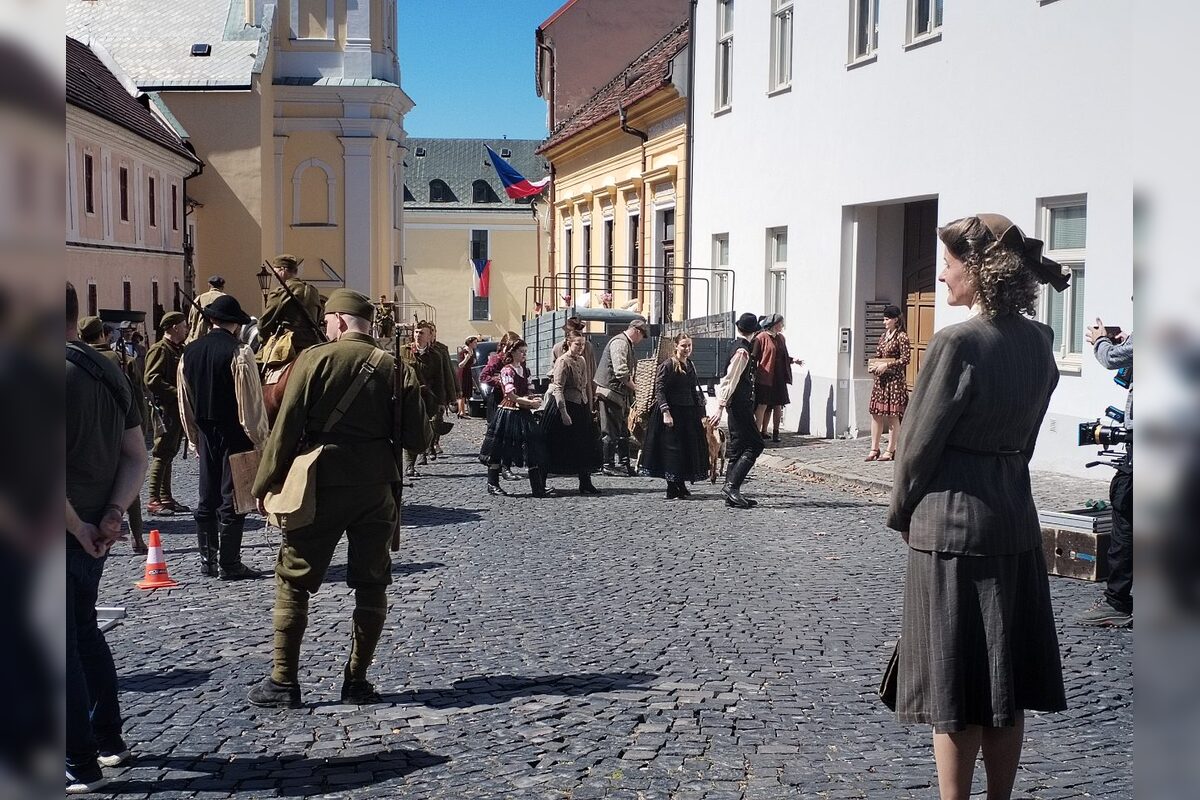 FOTO: Nakrúcanie filmu Autobus do Vlčích dier v Nitre, foto 9