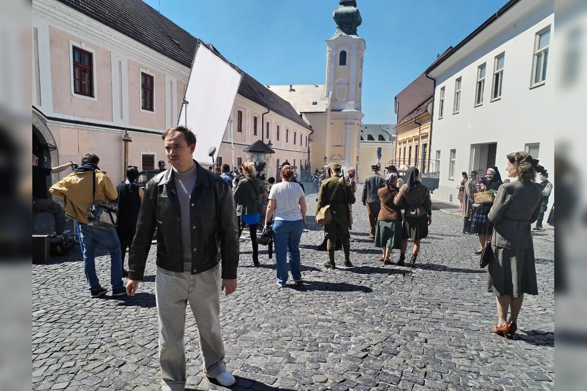 FOTO: Nakrúcanie filmu Autobus do Vlčích dier v Nitre, foto 13