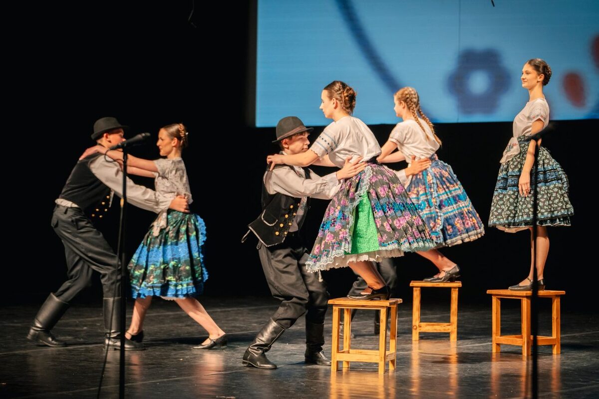 FOTO: Galavečer pri príležitosti osláv 40. výročia DFS Borinka v DAB v Nitre, foto 15