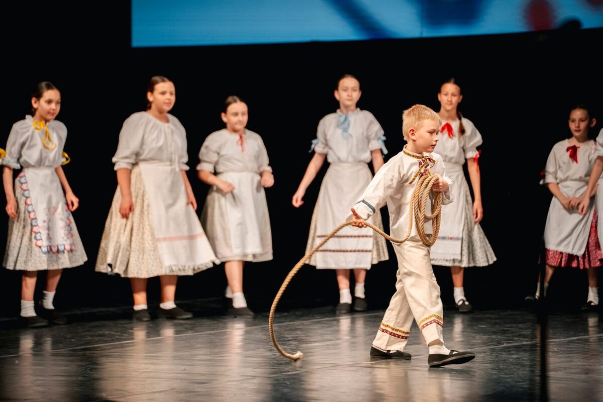 FOTO: Galavečer pri príležitosti osláv 40. výročia DFS Borinka v DAB v Nitre, foto 27