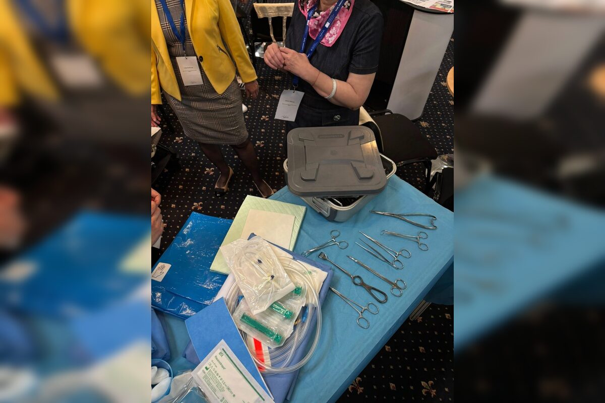 FOTO: Sestra si prevzala cenu za dlhoročnú prácu na podujatí MediFutura., foto 5