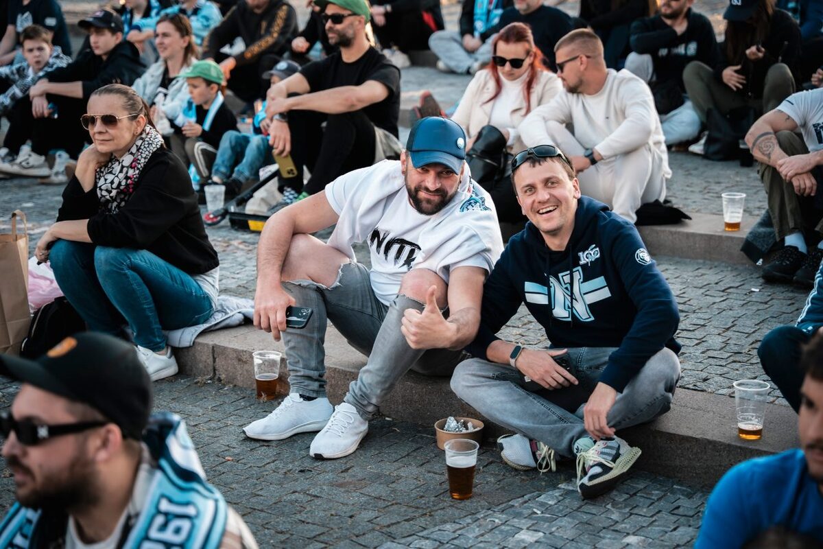 FOTO: Fandenie vo fanzóne na námestí 2026, foto 9