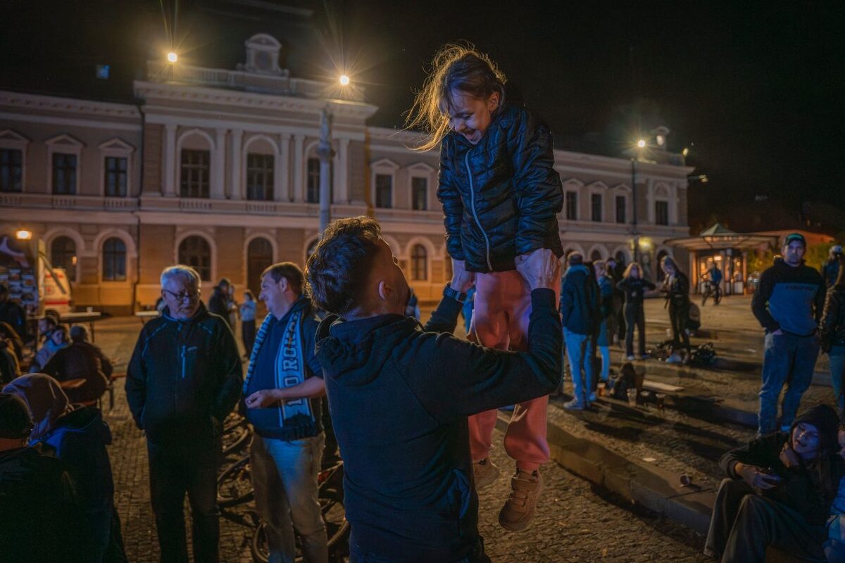 FOTO: Fandenie vo fanzóne na námestí 2026, foto 30