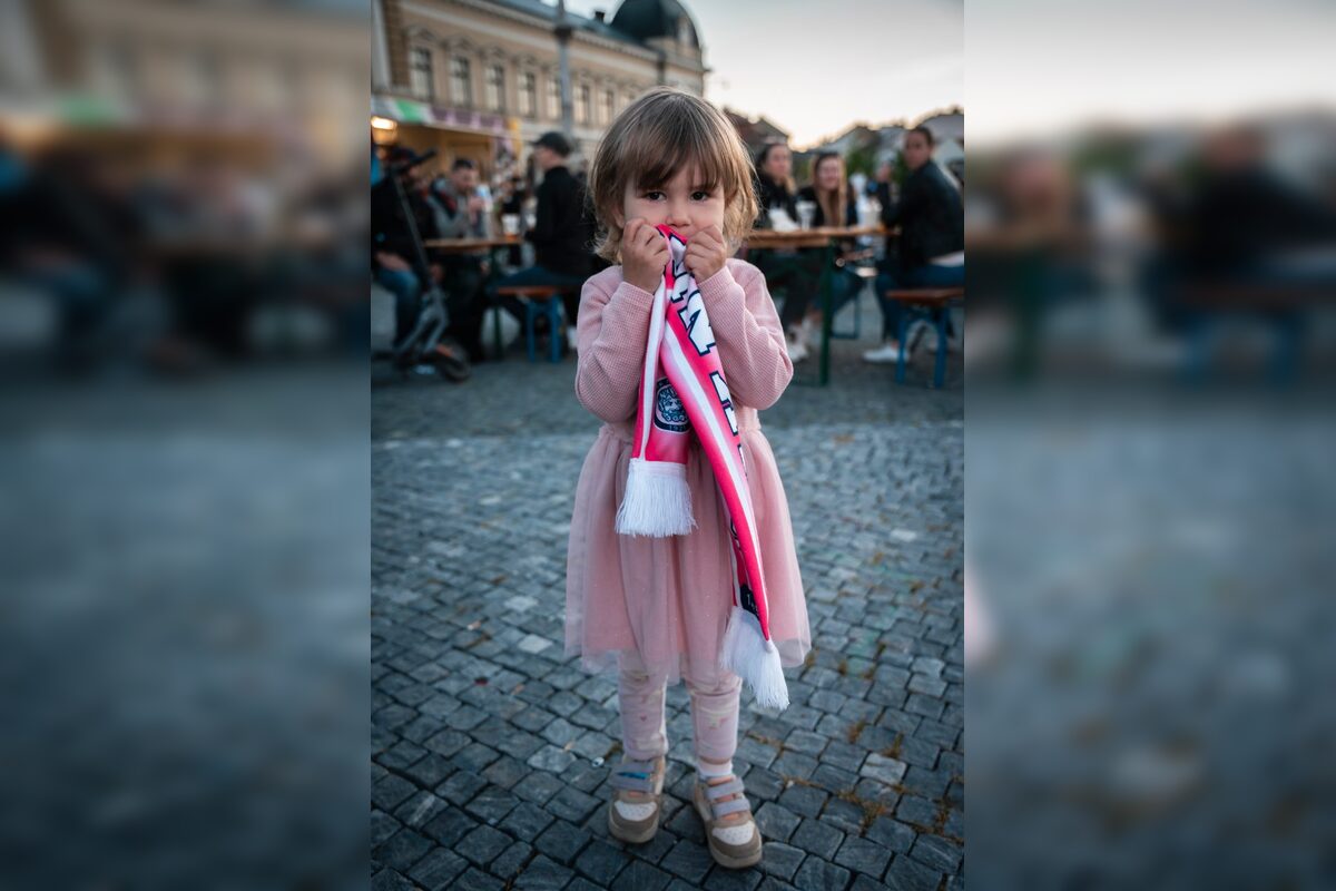 FOTO: Fandenie vo fanzóne na námestí 2026, foto 32