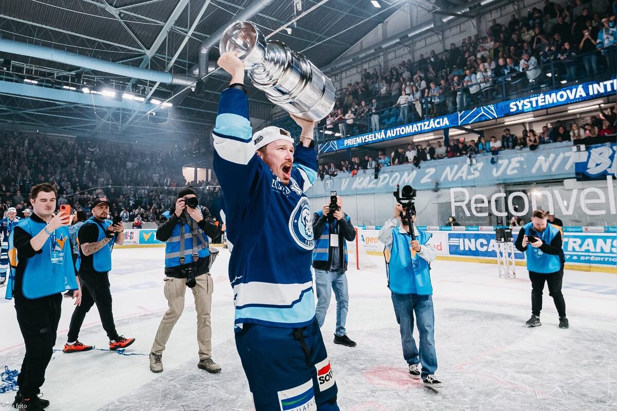 FOTO: HK Nitra pozýva na oslavy titulu: Amfiteáter zaplnia fanúšikovia, foto 3