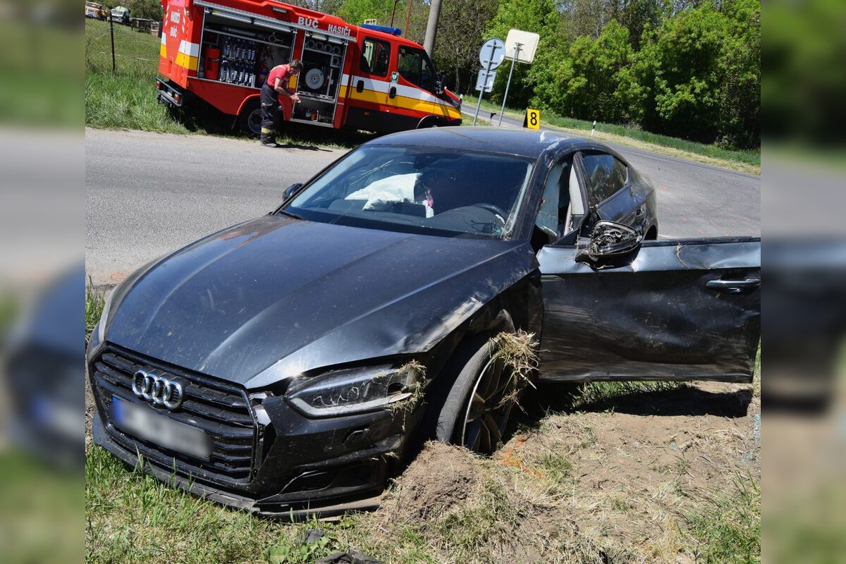 FOTO: Predĺžený víkend v Nitrianskom kraji priniesol aj nehody, foto 3