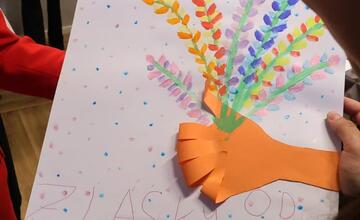 FOTO: Prezidentka Čaputová na návšteve centra pre týrané deti v Nitre