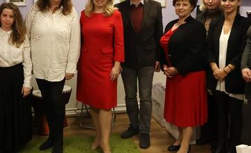 FOTO: Prezidentka Čaputová na návšteve centra pre týrané deti v Nitre