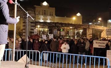 FOTO: Protesty v Nitre a Leviciach 1.2. 