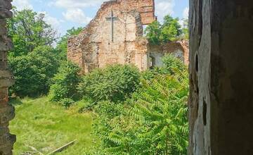 FOTO: Zrúcanina kláštora Máriačalád 