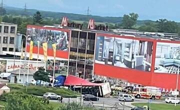 FOTO: Prevrátený kamión v Nových Zámkoch