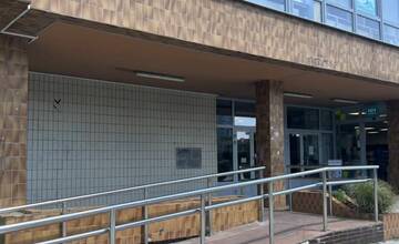 FOTO: Priestory Kina Lipa na Chrenovej chátrajú